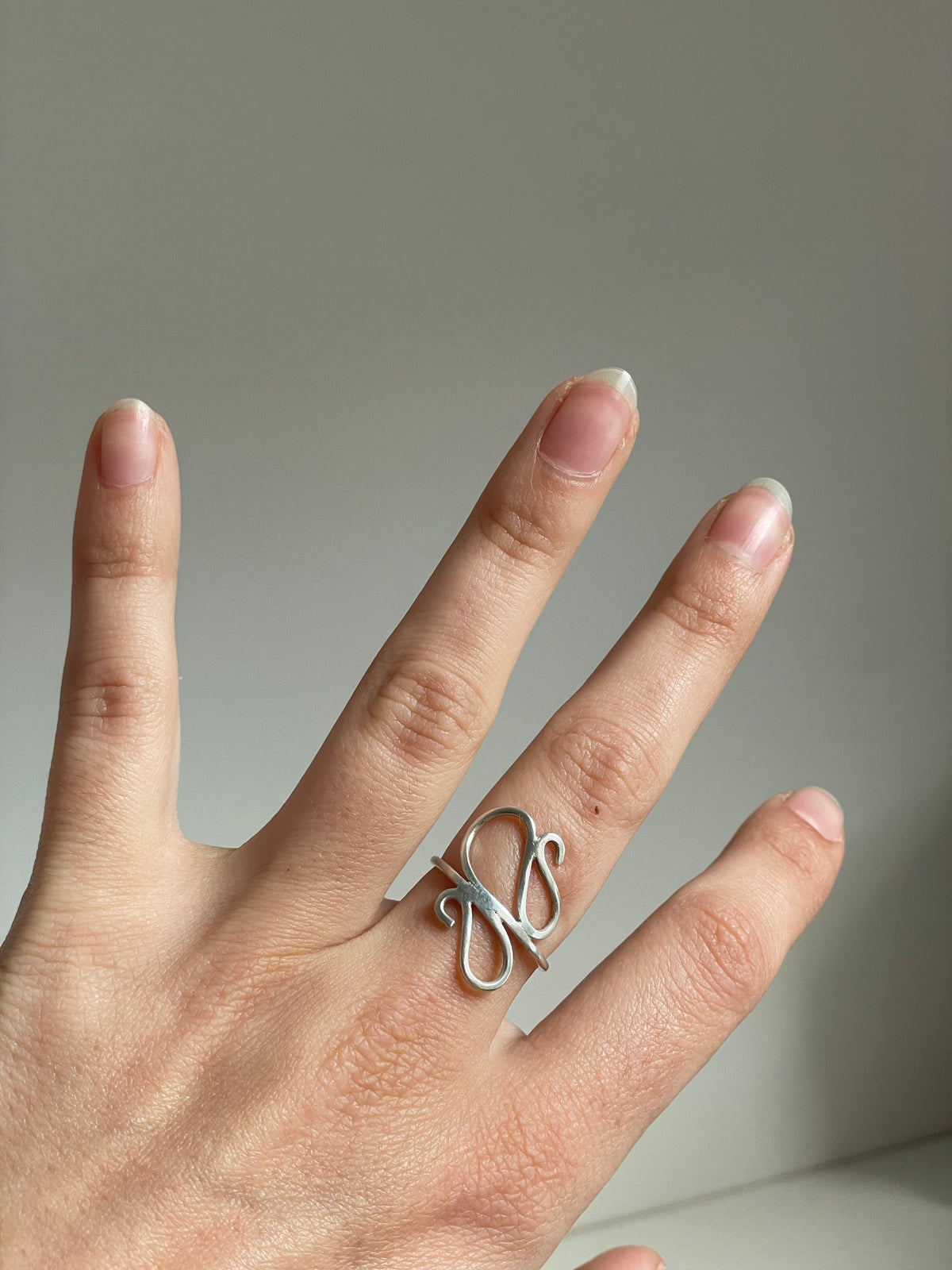 Let Modernism come back! Ring n.1